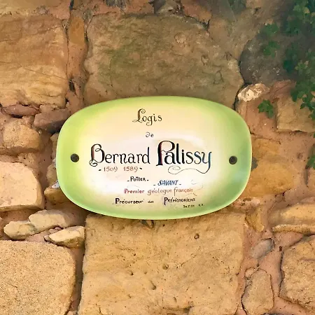 Maison Palissy Charming For 2 In Biron *